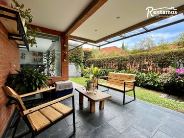 casa en venta en benedictinos. Cod V11210