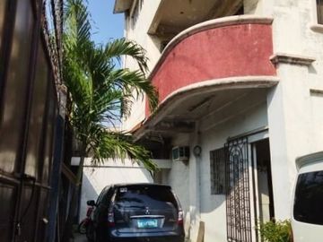 For Sale: Residential/Commercial Building Near Tandang Sora cor Visayas Avenue