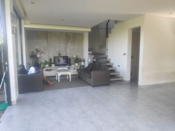 VILLA TERBAIK DI UBUD BALI AKSES JALAN LEBAR DEKAT PUSAT CENTRAL UBUD