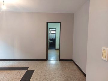 Excelente Departamento APTO PROFESIONAL