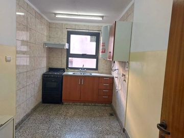 Excelente Departamento APTO PROFESIONAL