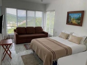 Casa con vista al mar, alberca, tina, palapa, acceso al mar, recamara independie