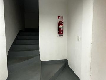 DEPARTAMENTO DE TRES AMBIENTES EN ADROGUE