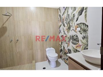🌿 ¡Exclusivo Fundo Santa Apolonia en Venta – Moche, Trujillo! 🏡

Vive la experiencia de un refugio natural con modernas comodidades en una de las me