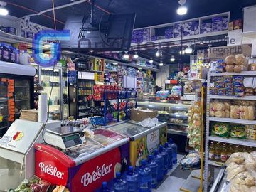 DERECHO LLAVES MINIMARKET CON VENTAS IMPRESIONANTES.SANTIAGO