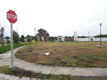 Land For Sale in Santa Rosa Laguna near Nuvali, Paseo, Coca cola, Enchanted, Green field, Tagaytay, Batangas