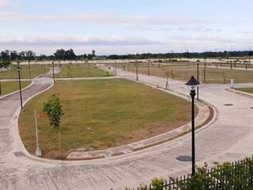 Land For Sale in Santa Rosa Laguna near Nuvali, Paseo, Coca cola, Enchanted, Green field, Tagaytay, Batangas