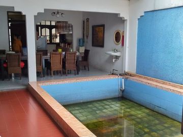 Rumah asri dan cocok buat kantor di Ciwastra komp.Pasir Pogor | NICKAL
