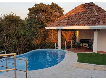 VENDO CASA EN SAN CARLOS