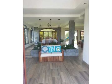 VENDO CASA EN SAN CARLOS