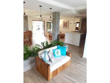 VENDO CASA EN SAN CARLOS