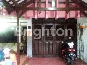 RUMAH KAMAR BANYAK PRAPEN INDAH JEMURSARI TENGGILIS SURABAYA