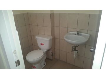 Galera en venta Las Americas