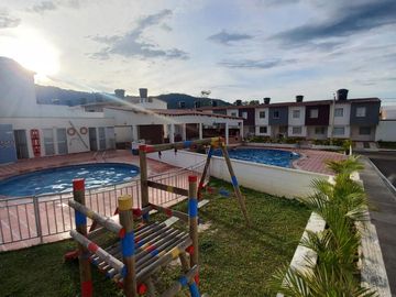 casa en venta en pueblo de paja. Cod V28217