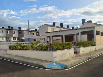 casa en venta en pueblo de paja. Cod V28217