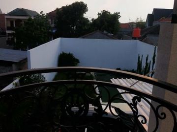 Rumah mewah 2 lt ada pool siap huni di Cipedak Jak Sel