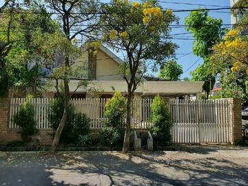 Rumah Raya Ngagel Jaya Utara Strategis