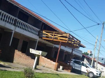 DUPLEX 3 AMBIENTES CON COCHERA