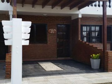 DUPLEX 3 AMBIENTES CON COCHERA