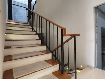 DIJUAL RUMAH DI JL.LOKA INDAH PANCORAN JAKARTA SELATAN