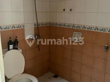 Dijual Rumah 1.5 Lantai Hadap Timur Griya Loka BSD (Include Furnish yang Nempel)