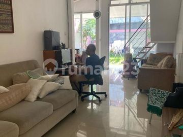 Dijual Rumah 1.5 Lantai Hadap Timur Griya Loka BSD (Include Furnish yang Nempel)