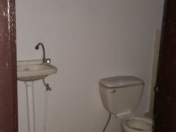 Semi-Furnished House for rent with 4 bedroom in Angeles City