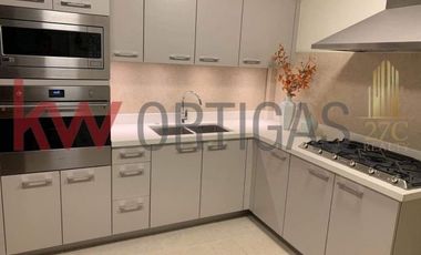 3 BR Condo Unit for Sale in Horizons Home BGC, Taguig City
