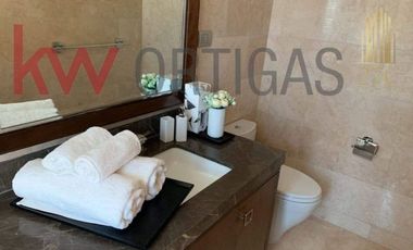 3 BR Condo Unit for Sale in Horizons Home BGC, Taguig City