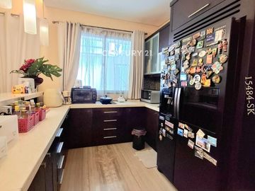 Dijual Rumah Siap Huni Furnised Asri Di The Green BSD City