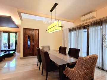 Dijual Rumah Siap Huni Furnised Asri Di The Green BSD City