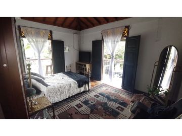 VENTA DE FINCA PEQUEÑA EN SALENTO, QUINDO, COLOMBIA