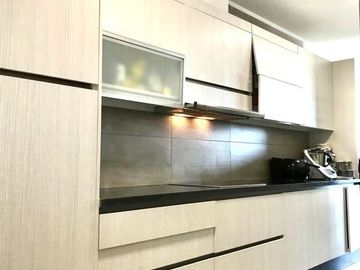 Departamento en Venta en Metro Los Dominicos - 3 estacionamientos