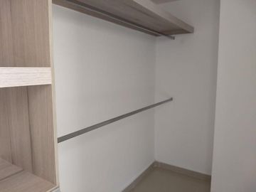 apartamento en venta en nuevo horizonte. Cod V97830