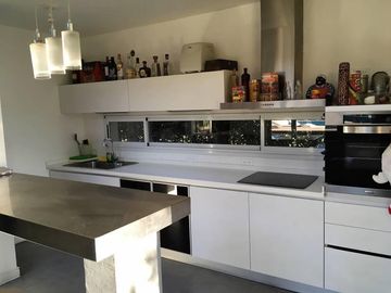 Exclusiva Casa-Quinta con Pileta - Gran parque - 3 amb!! Barrio 4 Robles