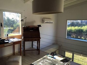 Exclusiva Casa-Quinta con Pileta - Gran parque - 3 amb!! Barrio 4 Robles