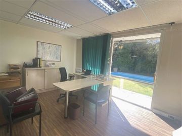 Oficina en Venta en Las Hualtatas Rafael Maluenda