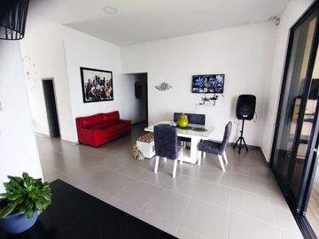 Venta de Casa Campestre en Floridablanca - C.R. Guadalquivir. Cod V5983
