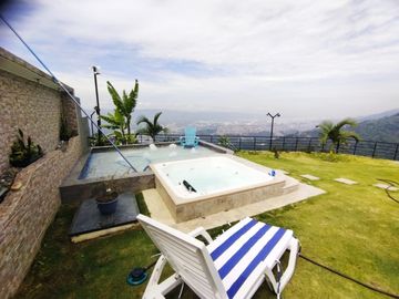 Venta de Casa Campestre en Floridablanca - C.R. Guadalquivir. Cod V5983