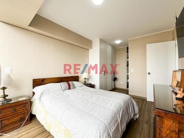 Se Vende Lindo Dpto Nuevo En El Corazon De Miraflores                                                 Av. Benavides Cdra 7