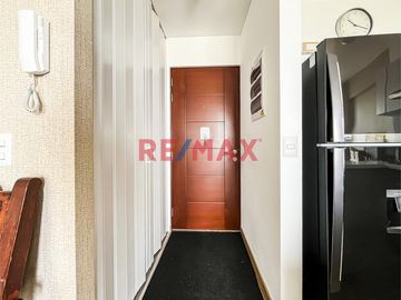 Se Vende Lindo Dpto Nuevo En El Corazon De Miraflores                                                 Av. Benavides Cdra 7