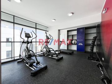 Se Vende Lindo Dpto Nuevo En El Corazon De Miraflores                                                 Av. Benavides Cdra 7