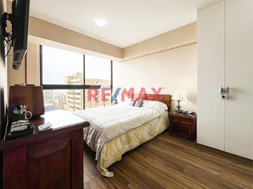 Se Vende Lindo Dpto Nuevo En El Corazon De Miraflores                                                 Av. Benavides Cdra 7