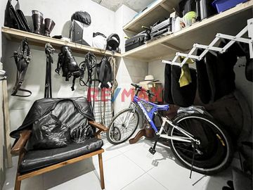Se Vende Lindo Dpto Nuevo En El Corazon De Miraflores                                                 Av. Benavides Cdra 7