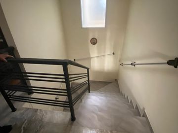 casa en venta en barrio granada. Cod V408433