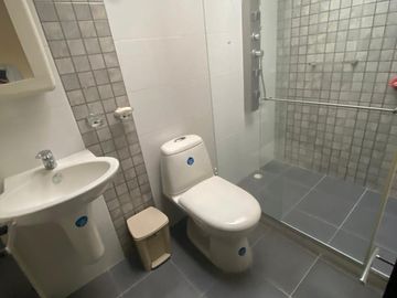 casa en venta en barrio granada. Cod V408433