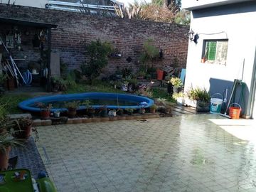 Casa PH en venta en Quilmes Oeste