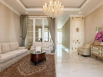 RUMAH DISEWAKAN FULLY FURNISHED  DI BANGKA, KEMANG, JAKARTA SELATAN
