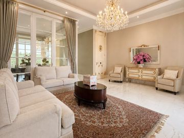 RUMAH DISEWAKAN FULLY FURNISHED  DI BANGKA, KEMANG, JAKARTA SELATAN