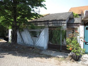 Dijual Rumah Hook hitung tanah di Griya Mapan Utara